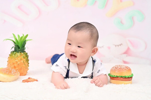 南京宝宝鼻子喷奶急救处理